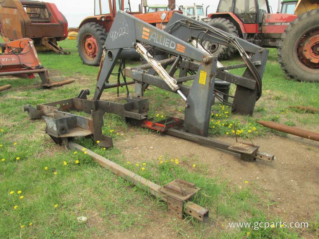 LOADER W/ BALE SPEAR